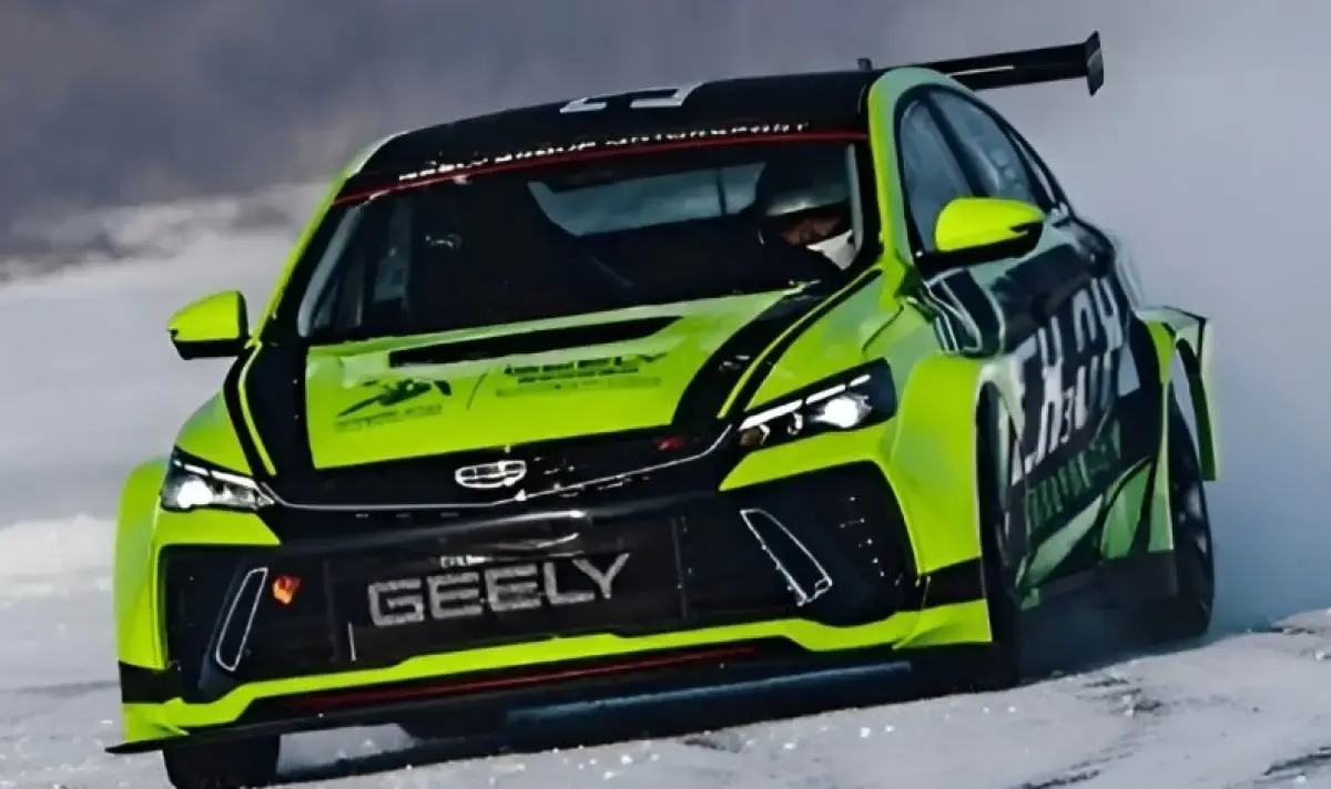 Geely пращат в историята дизела с двигатели на алкохол