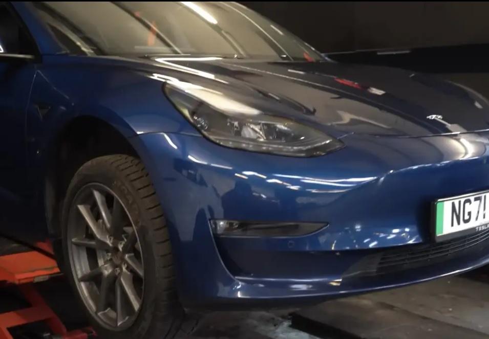 Ето какво е състоянието на Tesla Model 3 след пробег от 350 хил. км ВИДЕО
