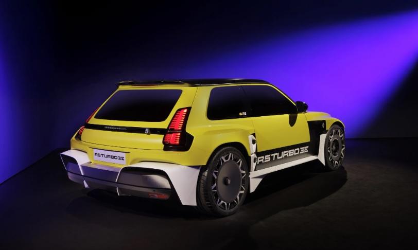 Новият Renault 5 се завръща по впечатляващ начин на пазара СНИМКИ