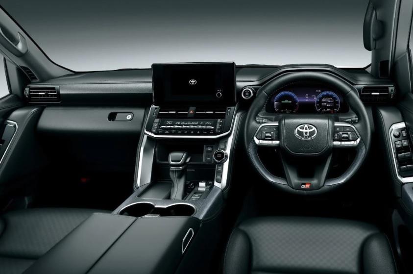 Публикуваха официални СНИМКИ на новия Toyota Land Cruiser, ето какво ще е и оборудването