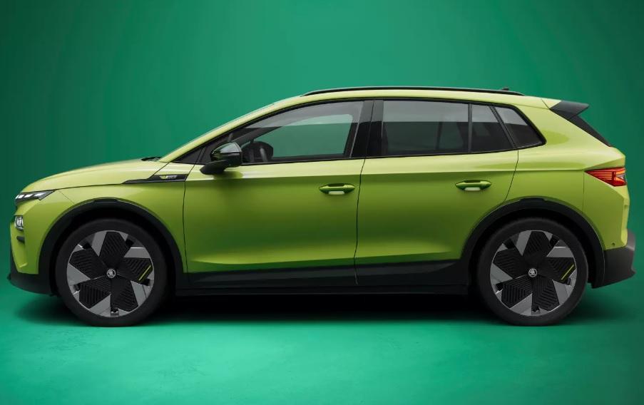 Показаха най-бързата серийна Skoda, ето какво е оборудването ВИДЕО