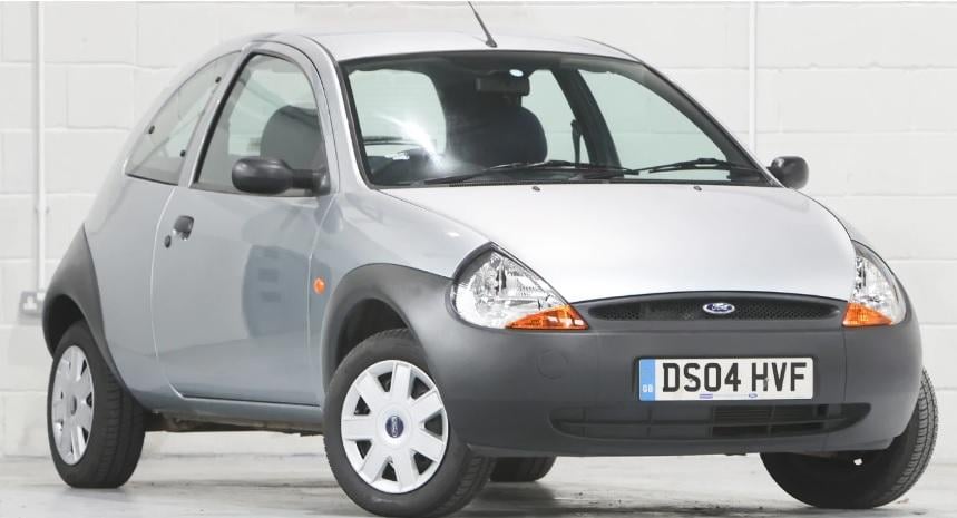 Капсула на времето: Намериха Ford Ka от 2000-те в отлично състояние ВИДЕО
