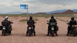 Ето какви характеристики и правила има пътуването с мотоциклет в група