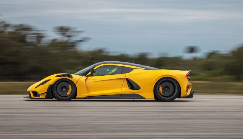 Това е най-мощният суперавтомобил в света СНИМКИ