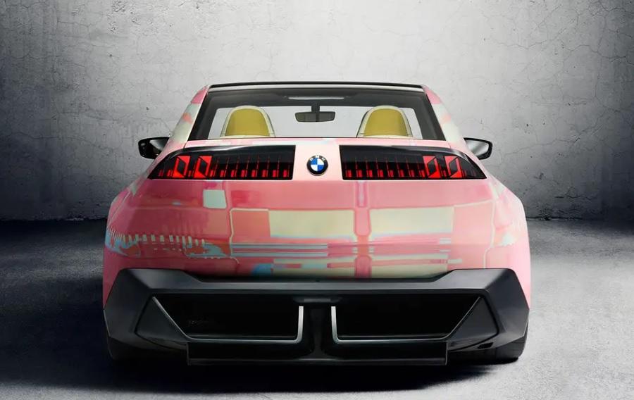 BMW представи иновативни технологии, които ще станат стандарт за моделите им СНИМКИ
