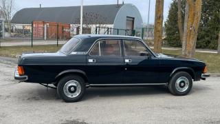 Пуснаха за продажба Волга, произведена специално за КГБ СНИМКИ