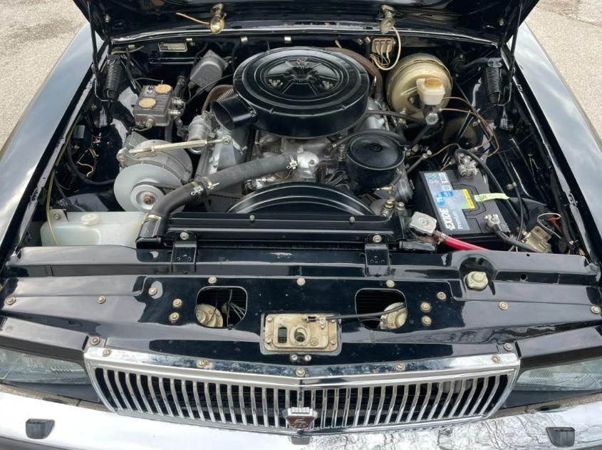 Пуснаха за продажба Волга, произведена специално за КГБ СНИМКИ