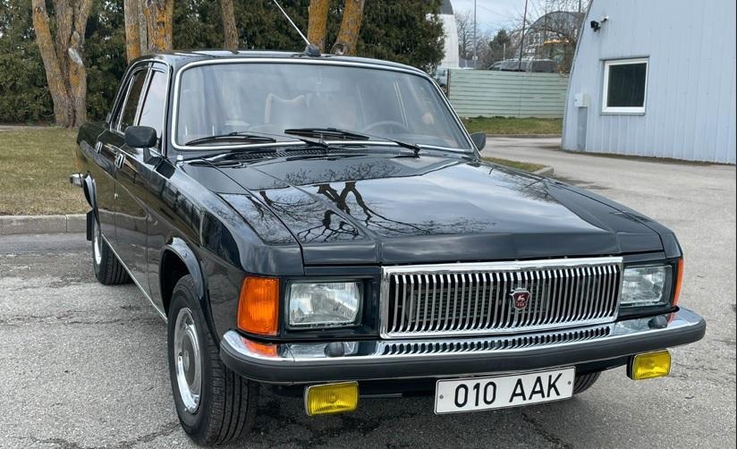 Пуснаха за продажба Волга, произведена специално за КГБ СНИМКИ