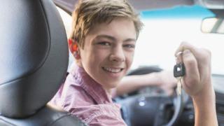 Депутатите с голяма секира за младите шофьори, няма да могат да гъкнат