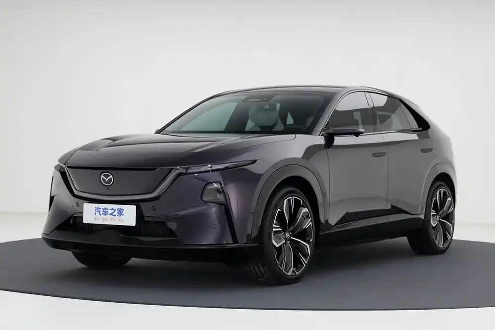 Най-новата Mazda EZ-60 „взриви“ прегрятия китайски пазар