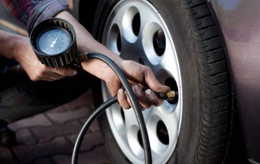Какво трябва да бъде налягането в гумите през лятото, според специалистите