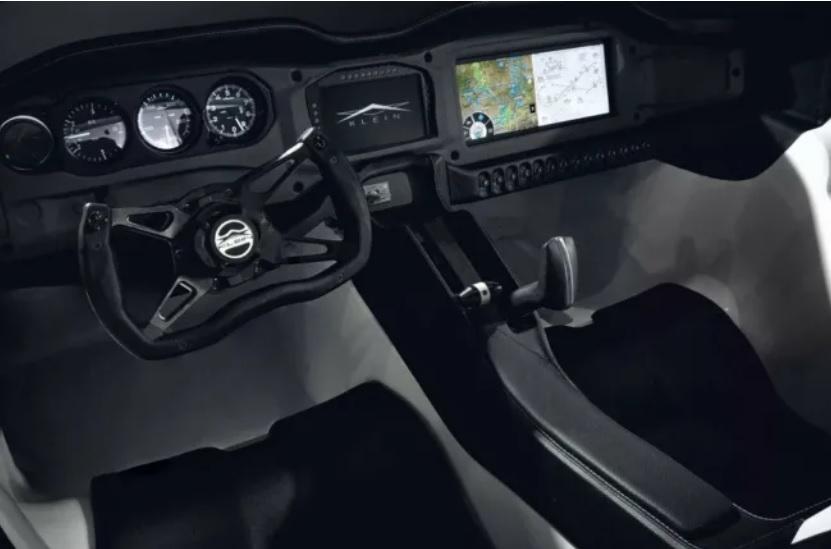 Подборка от зрелищни ВИДЕА: Вижте какво представлява летящата кола AirCar