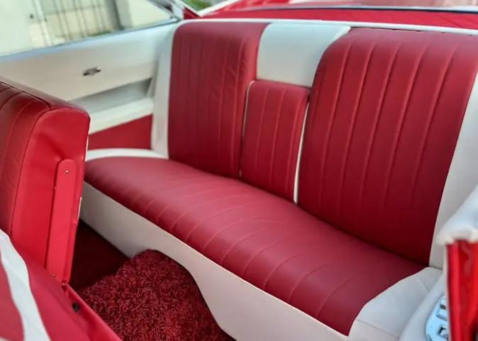 "Звезда" на своята епоха: Продава се един от най-известните модели Cadillac Снимки