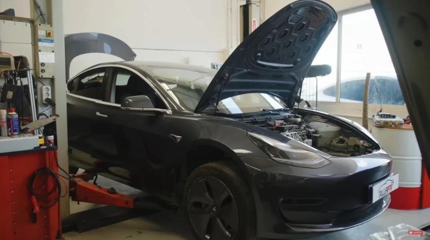 Tesla Model 3 измина над 700 000 км пробег, ето какво е нейното състояние Видео