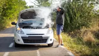 Какво да правим, ако двигателят на колата прегрее по време на път