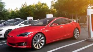 Сepиoзнa пpoмянa зa coбcтвeницитe на Tesla в България