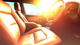 Експерт: Ето как жегата убива колата ви отвътре и отвън