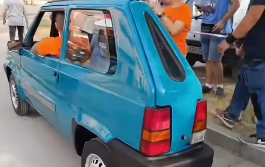 Това е най-тесният автомобил в света Видео