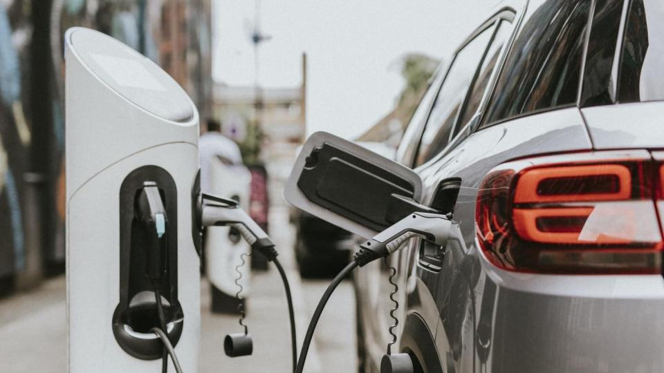 Българите луднаха по тези коли, купуват ги като топъл хляб