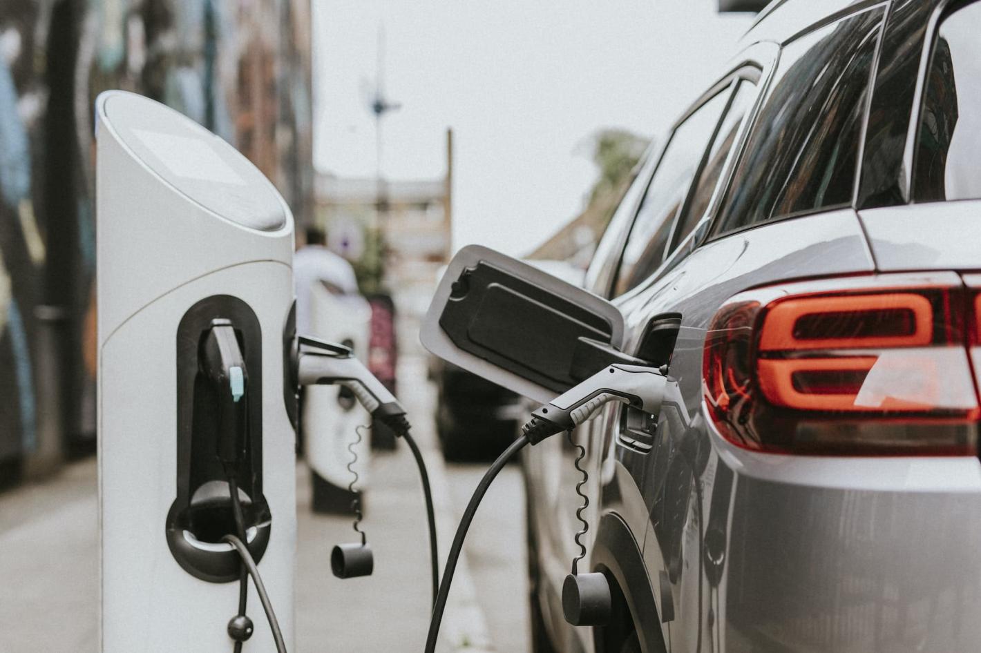 Българите луднаха по тези коли, купуват ги като топъл хляб