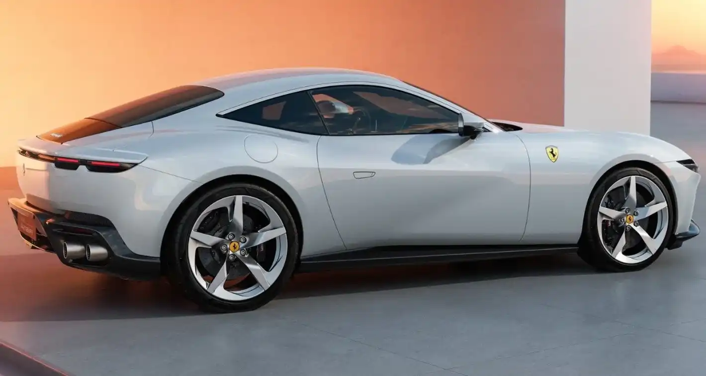 Най-достъпният модел на Ferrari бе показан подробно на нови снимки