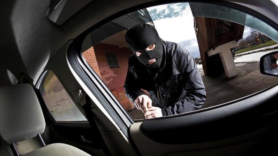 Това са признаците, че се опитват да ви откраднат колата