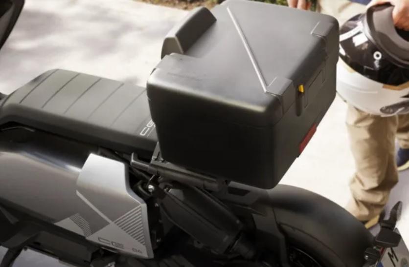 BMW показа новия си скутер с футуристичен дизайн Снимки