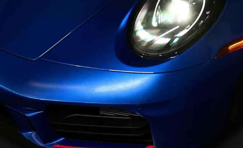 Страхотна: Пуснаха специална версия на Porsche 911 Снимки