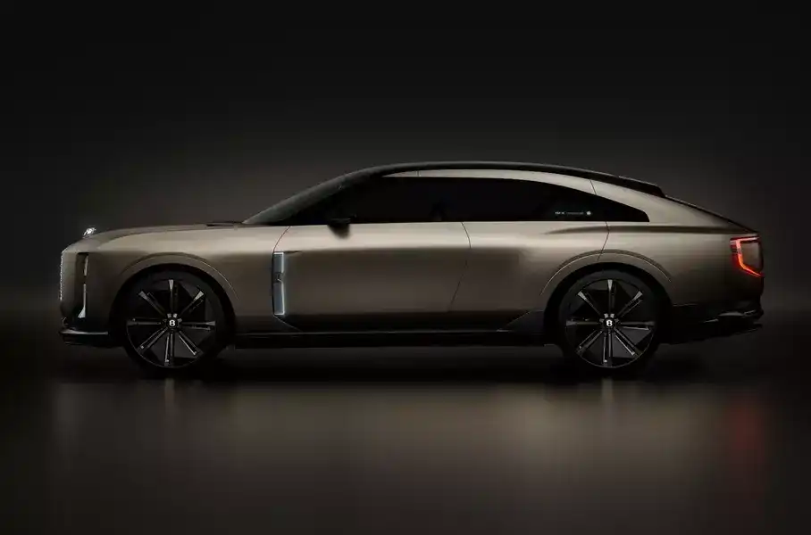 Bentley показва  автомобил без предна пътническа седалка