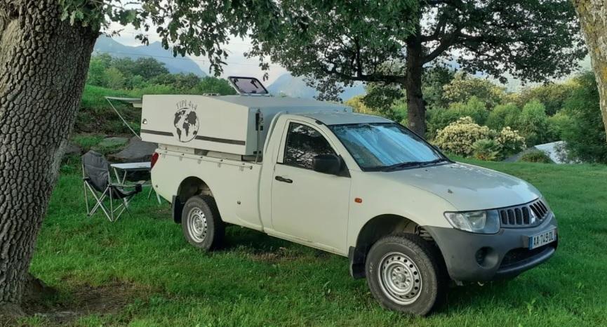 Пуснаха евтин комплект за превръщане на автомобил в кемпер Видео