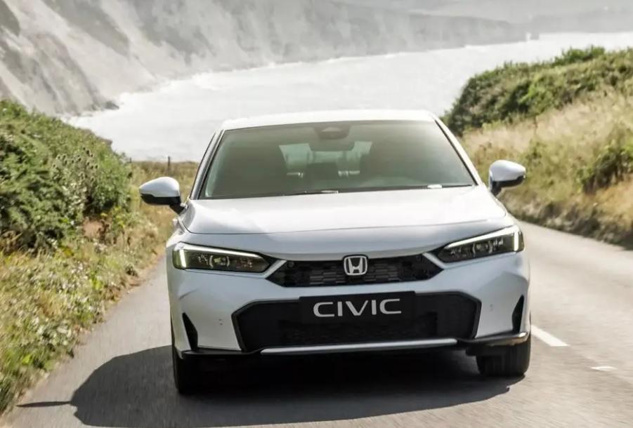 Показаха обновената Honda Civic за европейския пазар Снимки