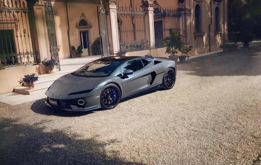 Lamborghini показа удивителен автомобил, вдъхновен от красотата на остров Снимки