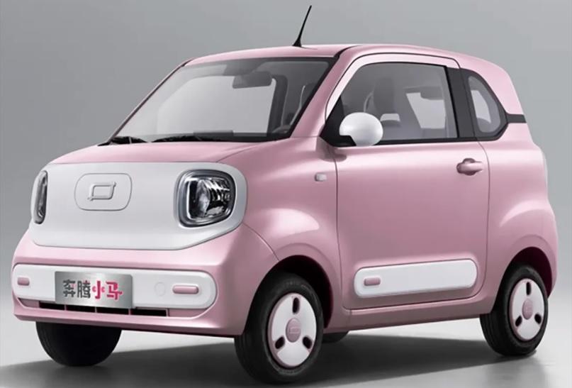 Показаха един от най-евтините електромобили, ето какво е оборудването Снимки