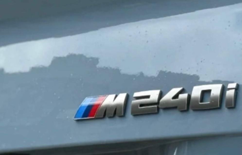 Каква е историята на името и логото на BMW Снимки