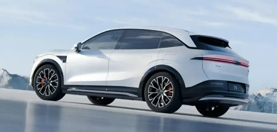 Украинците купуват масово коли без ДВГ: Топ 10 модела