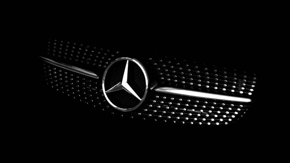 Първи подробности за следващото поколение на Mercedes-Benz GLA