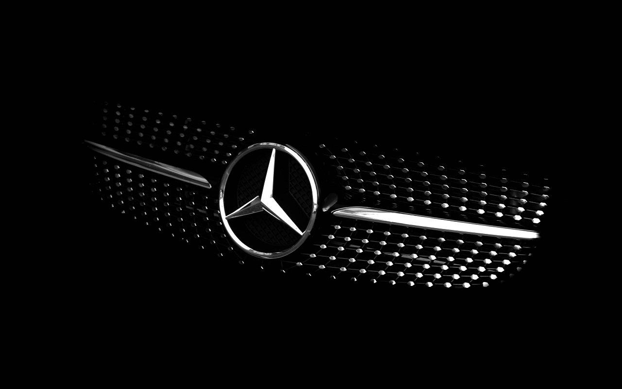 Първи подробности за следващото поколение на Mercedes-Benz GLA