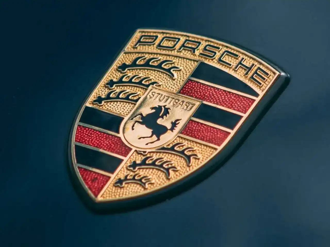 Porsche ще инвестира повече в европейската отбрана