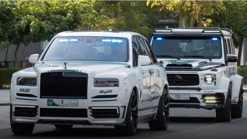 Удивително: Тези патрулни полицаи вече използват Rolls-Royce и Mercedes G-Class Снимки