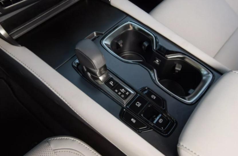Показаха новия кросоувър Lexus RX, ето какви са промените Снимки