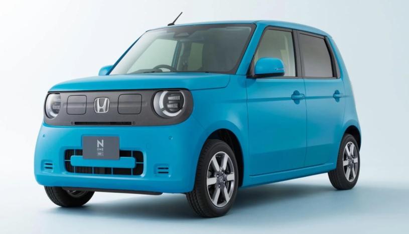 Honda пусна в продажба най-евтината си електрическа кола Снимки