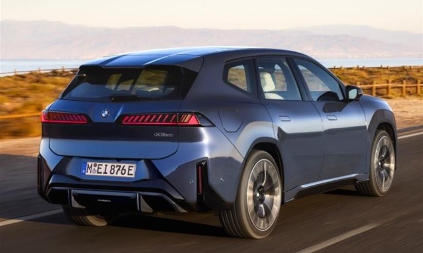 BMW показа новото лого, кои са разликите Снимки