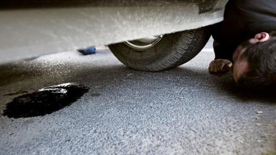 Най-честите причини за теч на антифриз под колата