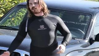 Ето каква кола кара Крисчън Бейл вече повече от 20 години Снимки