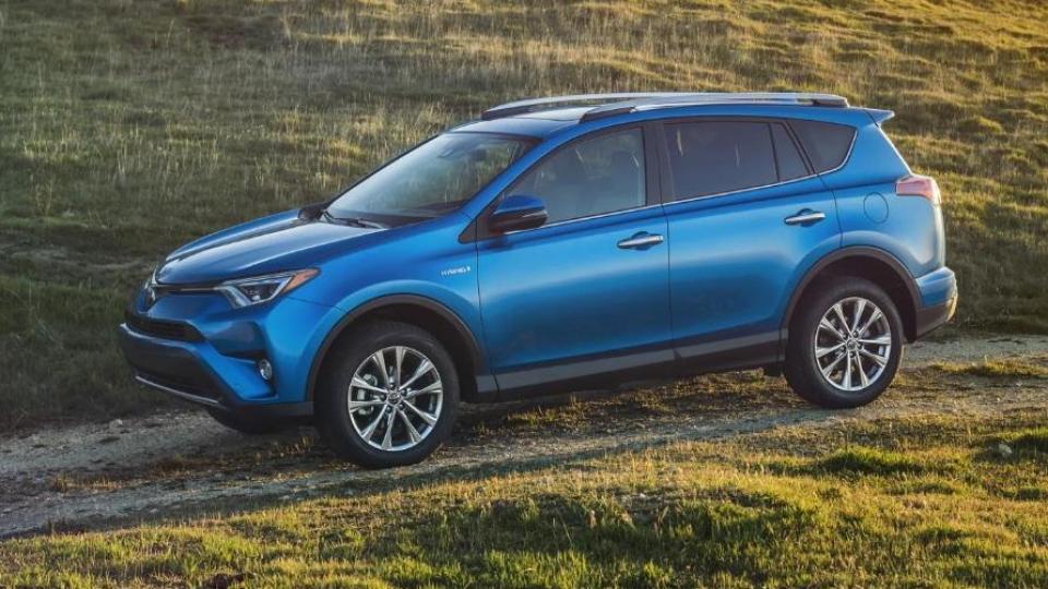 Момиче получи от родителите си желаната кола, но полицията я прибра