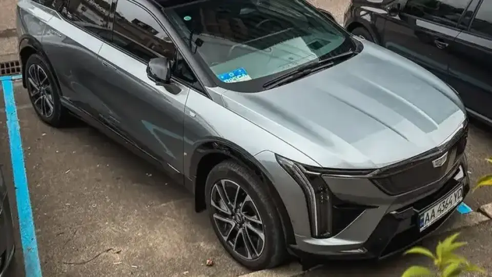 Най-евтиният електрически автомобил Cadillac се появи в Украйна
