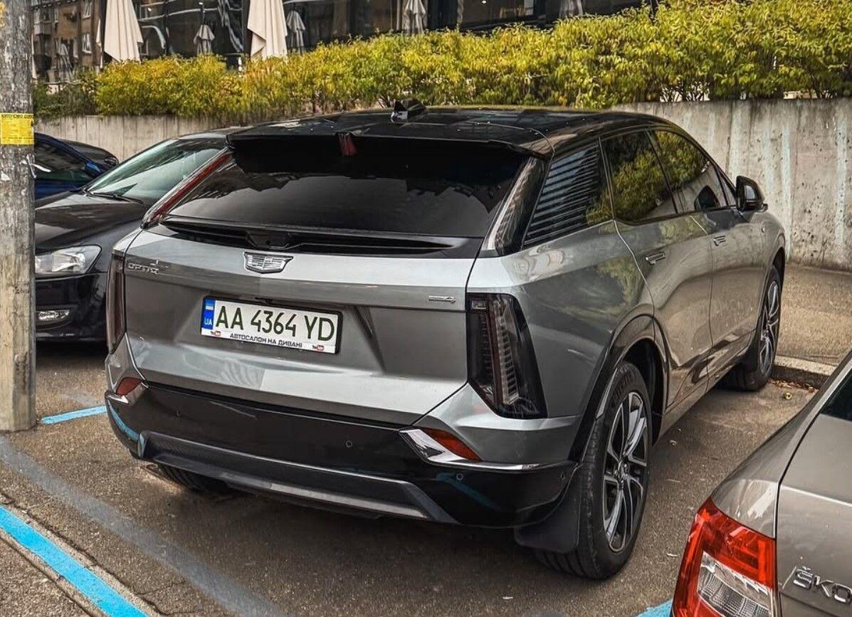 Най-евтиният електрически автомобил Cadillac се появи в Украйна