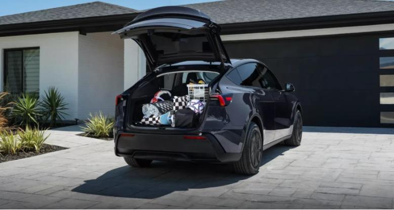 Tesla показа новите бюджетни версии на Model Y и Model 3 Видео