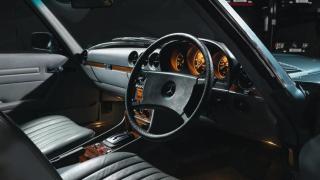 Удивително: Намериха Mercedes SL от 1982 г., който никога не е каран Снимки