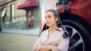 Най-големият страх на собствениците на електромобили става реалност